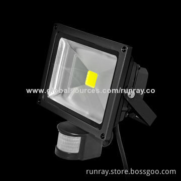 20W Motion Sensor LED Floodlight, 90lm/W, 85-265V AC, 10-12m Detection Distance, CE
